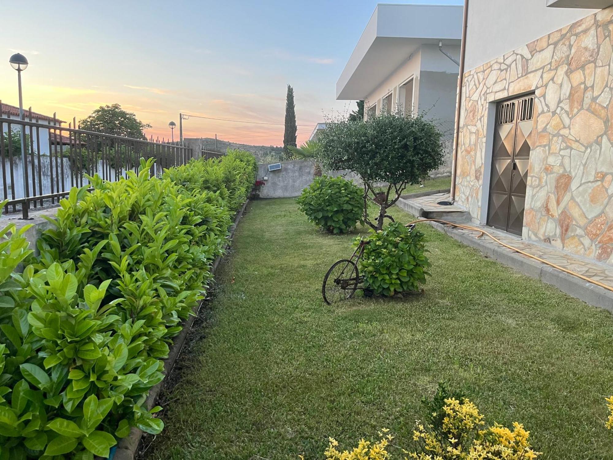 Alojamento, Chelas Rural Al Mirandela Bagian luar foto